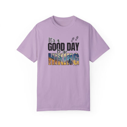 Hiking Enthusiast T-shirt, Outdoor Adventure Tee, Mountain Lover Shirt, Nature Hiker Top, Trail Explorer Tee, Great Day to be Hiking